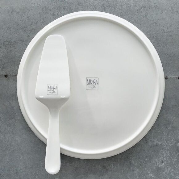 MIKASA Anthurium Cake Plate & Server, 11.5" - Picture 3 of 8